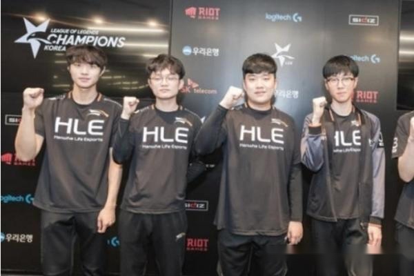 然而它也为 然而它也为