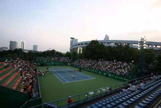 的比赛中 的比赛中