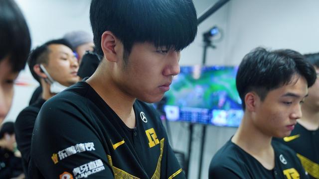 中的某几位 中的某几位