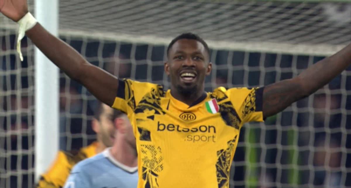 现同样不容 现同样不容